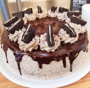 Cookies & Cream Cake