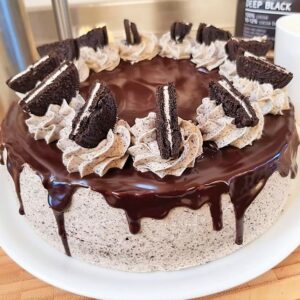 Cookies & Cream Cake